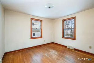 21 Boroskey Rd, Fairfield, CT 06824 - Photo 8