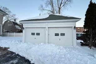 126 Richards Pl, West Haven, CT 06516 - Photo 6