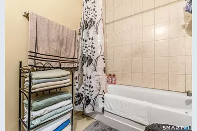 34 Hayes Street, Bridgeport, CT 06608 - Photo 12