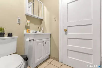 34 Hayes Street, Bridgeport, CT 06608 - Photo 6