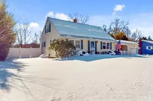 38 Eastgate Ln, Enfield, CT 06082 - Photo 1