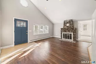 76 Lee Farm Dr, Southbury, CT 06488 - Photo 2