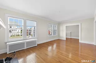 89 Maplewood Ave, West Hartford, CT 06119 - Photo 8