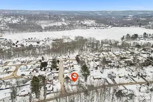 416 Chestnut Hill Ave, Waterbury, CT 06704 - Photo 4