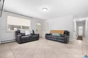 416 Chestnut Hill Ave, Waterbury, CT 06704 - Photo 4