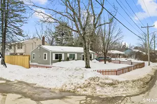 416 Chestnut Hill Ave, Waterbury, CT 06704 - Photo 2