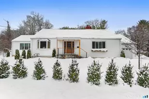 1470 Stratfield Rd, Fairfield, CT 06825 - Photo 2