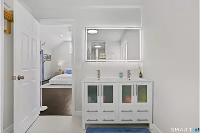 1470 Stratfield Road, Fairfield, CT 06825 - Photo 26