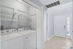 302 Limner Cir, Rocky Hill, CT 06067 - Photo 18