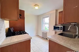 1068 E Main St, Stamford, CT 06902 - Photo 12