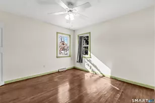 86 Roosevelt Ave, West Haven, CT 06516 - Photo 18