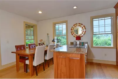 844 Wrights Crossing Road, Pomfret, CT 06259 - Photo 4