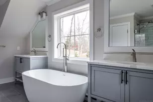 24 Deerwood Rd, Oxford, CT 06478 - Photo 26