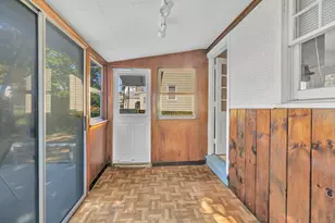 37 Herald Ave, Bridgeport, CT 06606 - Photo 18