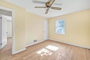 37 Herald Ave, Bridgeport, CT 06606 - Photo 12