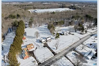 322 Tunxis Avenue, Bloomfield, CT 06002 - Photo 40