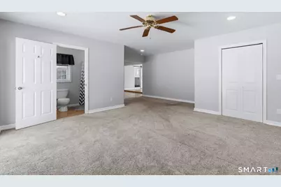 322 Tunxis Avenue, Bloomfield, CT 06002 - Photo 24