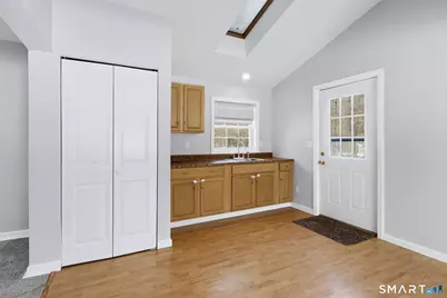 322 Tunxis Avenue, Bloomfield, CT 06002 - Photo 22