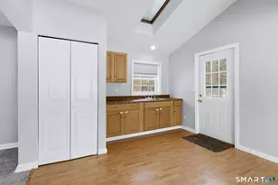 322 Tunxis Ave, Bloomfield, CT 06002 - Photo 22