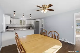 322 Tunxis Ave, Bloomfield, CT 06002 - Photo 10