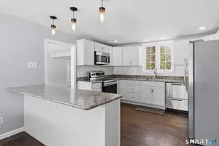 322 Tunxis Ave, Bloomfield, CT 06002 - Photo 12