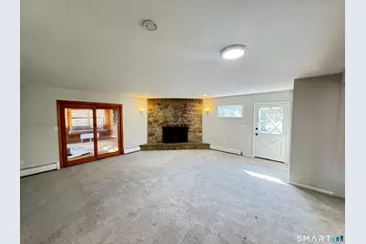 137 Middletown Avenue, North Haven, CT 06473 - Photo 12