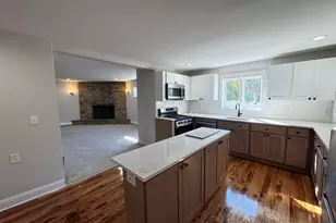 137 Middletown Ave, North Haven, CT 06473 - Photo 2