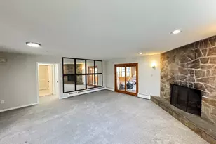 137 Middletown Ave, North Haven, CT 06473 - Photo 10