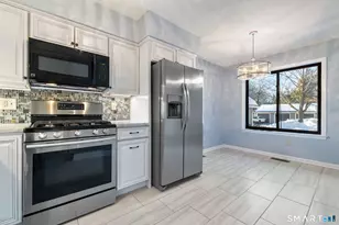 2702 Mill Pond Dr, South Windsor, CT 06074 - Photo 6