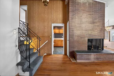 15 Ferndale Place, Stratford, CT 06614 - Photo 4