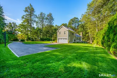 15 Waterbury Lane, Darien, CT 06820 - Photo 36