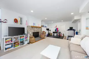 20 Outlook Dr, Darien, CT 06820 - Photo 26