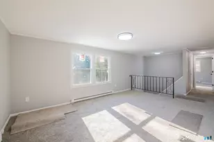 25 Snake Meadow Rd, Plainfield, CT 06354 - Photo 4