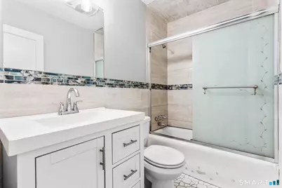 525 Westfield Avenue, Bridgeport, CT 06606 - Photo 36