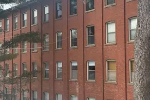 222 Williams St E, Glastonbury, CT 06033 - Photo 2