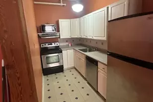 222 Williams St E, Glastonbury, CT 06033 - Photo 4