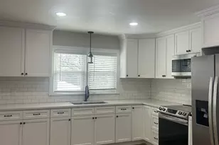 82 Middlefield Ave, Waterbury, CT 06705 - Photo 4