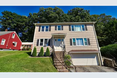 82 Middlefield Avenue #2nd Floor, Waterbury, CT 06705 - Photo 1