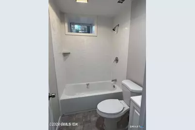 53 Richland Road, Greenwich, CT 06830 - Photo 10