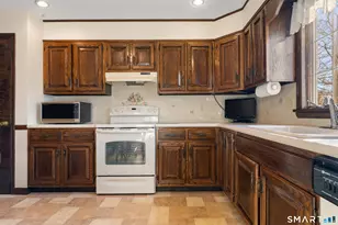 178 State Route 37, New Fairfield, CT 06812 - Photo 12