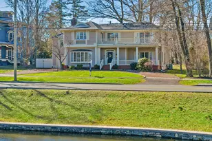 152 W River St, Milford, CT 06460 - Photo 2