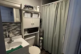 654 Laurel St, East Haven, CT 06512 - Photo 22