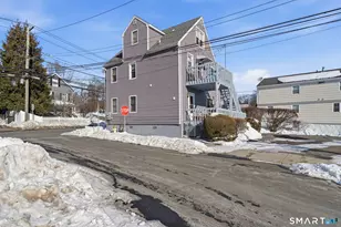 652 Black Rock Tpke, Fairfield, CT 06825 - Photo 2