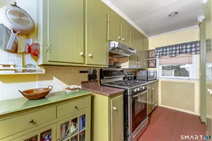 227 Rockwell St, Norwich, CT 06360 - Photo 18