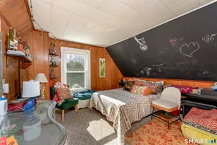 227 Rockwell St, Norwich, CT 06360 - Photo 32