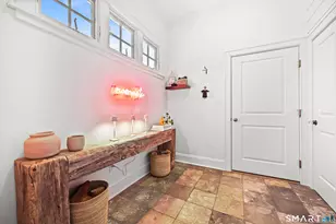 164 Wakeman Rd, Fairfield, CT 06824 - Photo 32