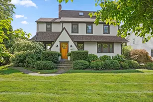 164 Wakeman Rd, Fairfield, CT 06824 - Photo 2