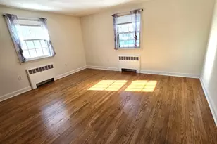 134 Camp St, Plainville, CT 06062 - Photo 8