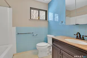 285 Queen St, Southington, CT 06489 - Photo 16