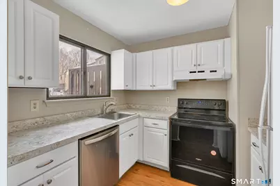 285 Queen Street #10K, Southington, CT 06489 - Photo 8